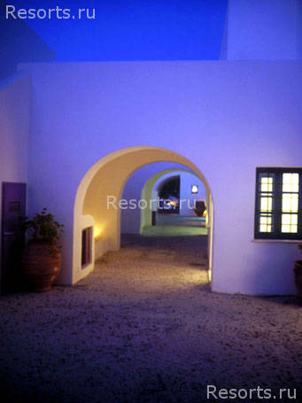 Santorini Kastelli Resort 16